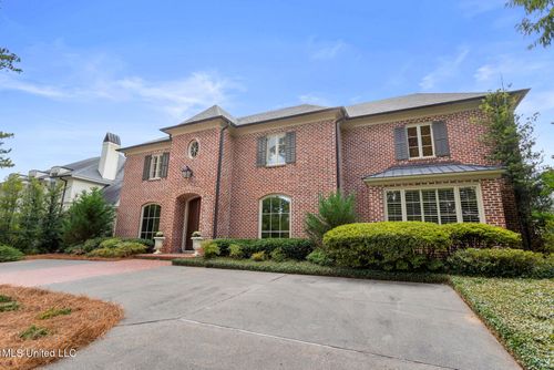 9 Cypress Ln, Jackson, MS, 39211-5935 | Card Image