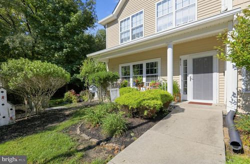 811 Sunflower Way, MANTUA, NJ, 08051-2285 | Card Image