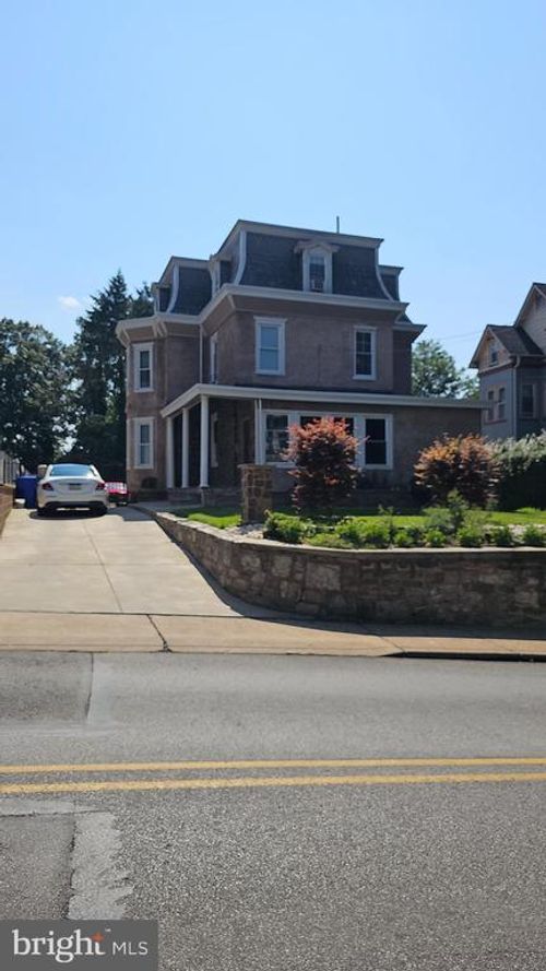 122 Old Soldiers Rd, CHELTENHAM, PA, 19012-2128 | Card Image