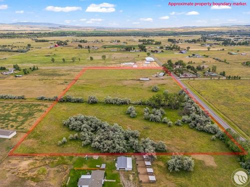 2307 Sportsman Park Rd, Laurel, MT, 59044-8004 | Card Image