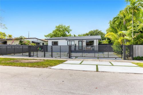 8310 Sw 45th St, Miami, FL, 33155-4227 | Card Image