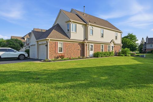 a-304 University Ln, Elk Grove Village, IL, 60007-2749 | Card Image