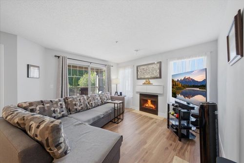 212-12020 207a St, Maple Ridge, BC, V2X8V2 | Card Image