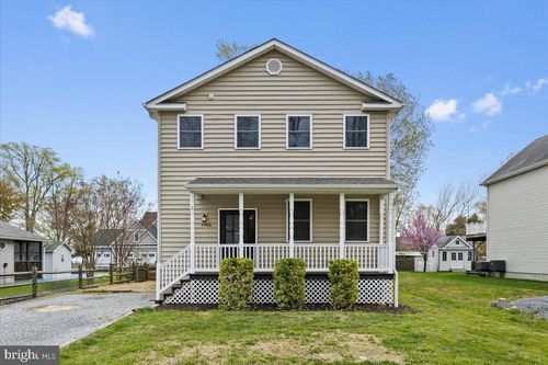 1066 Walnut Ave, NORTH BEACH, MD, 20714-9617 | Card Image