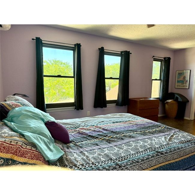 8112 Cache Dr, House other with 3 bedrooms, 2 bathrooms and 6 parking in Austin TX | Image 36
