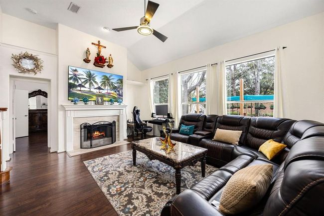 1215 Whisper Trace Ct, House other with 4 bedrooms, 4 bathrooms and 2 parking in Katy TX | Image 8