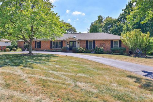 7119 Windwood Dr, West Chester, OH, 45241-1067 | Card Image