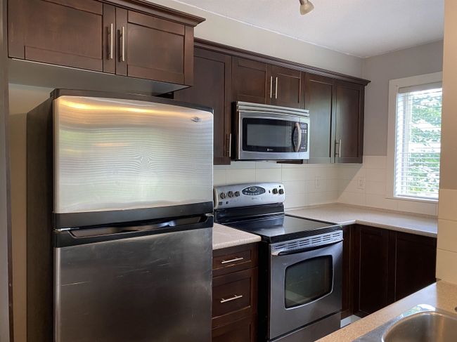 46150 Bole Avenue, Condo with 2 bedrooms, 2 bathrooms and 1 parking in Chilliwack BC | Image 7