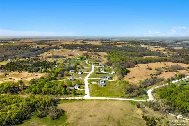 3673 Stewart Farm Rd, House other with 6 bedrooms, 4 bathrooms and null parking in Wamego KS | Image 52