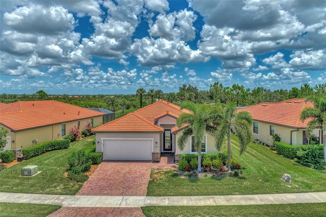 10546 Medjool Drive, House other with 4 bedrooms, 3 bathrooms and null parking in VENICE FL | Image 1