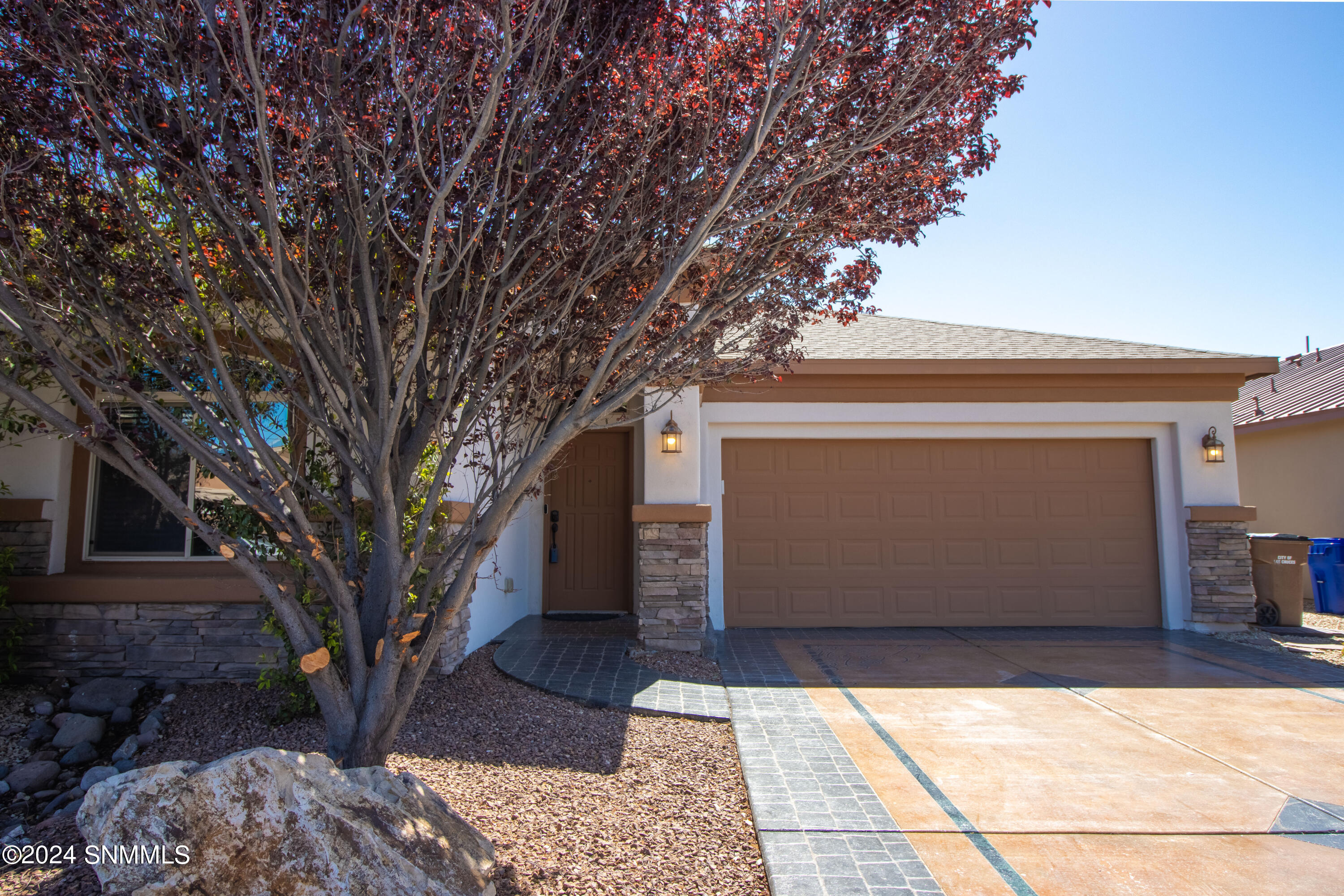 Sierra DE Luna Pl, Las Cruces, NM 88012