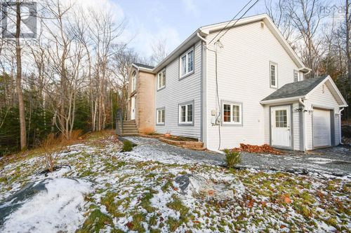 74 Stone Mount Dr, Lower Sackville, NS, B4C4A2 | Card Image