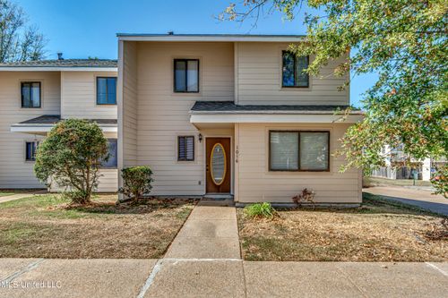 1016 Windrose Dr, Brandon, MS, 39047-6273 | Card Image