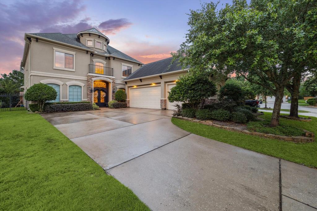 Kensington Way, Kingwood, TX 77339