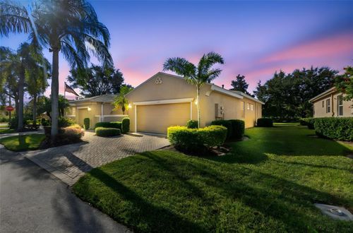 2404 Kensington Greens Dr, Sun City Center, FL, 33573-7101 | Card Image