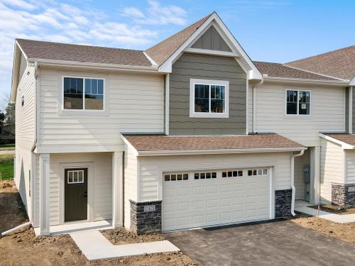 13599 Hollybrook Dr, Apple Valley, MN, 55124-6620 | Card Image