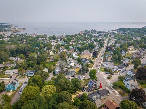 135 Main St, Rockport, MA, 01966 | Card Image
