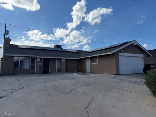 5233 Edna Ave, Las Vegas, NV, 89146-6808 | Card Image
