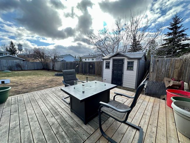 5210 49 A Street, House other with 3 bedrooms, 2 bathrooms and 4 parking in Kitscoty AB | Image 21