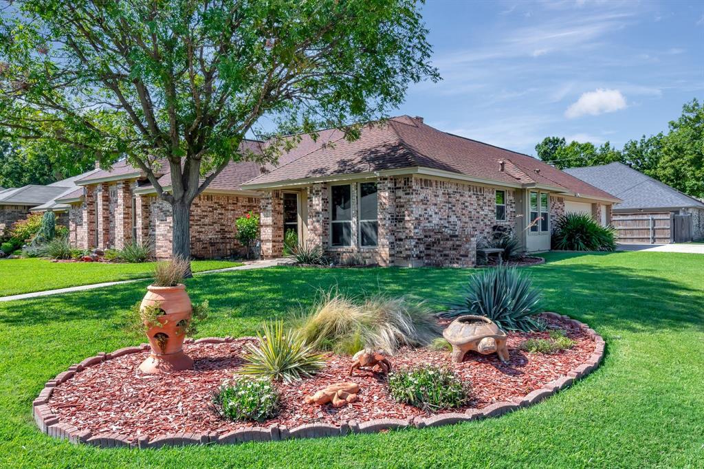 Bogota Dr, North Richland Hills, TX 76180