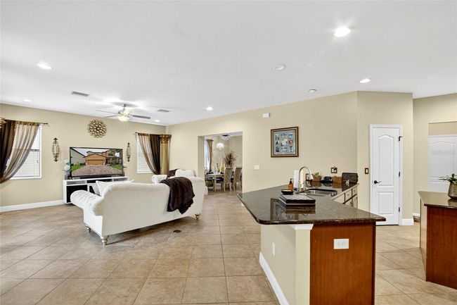 15246 Anguilla Isle Ave, House other with 4 bedrooms, 3 bathrooms and null parking in TAMPA FL | Image 10