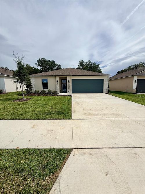 227 Skyfield Ct, LADY LAKE, FL, 32159-3733 | Card Image