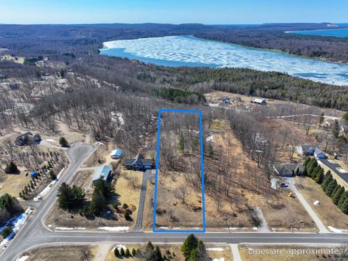 0000 S Bay Bluffs Dr, Cedar, MI, 49621 | Card Image