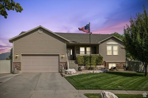2397 S 1350 W, Woods Cross, UT, 84087-2436 | Card Image