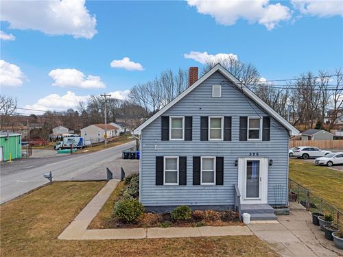 596 Metacom Ave, Warren, RI, 02885-2806 | Card Image