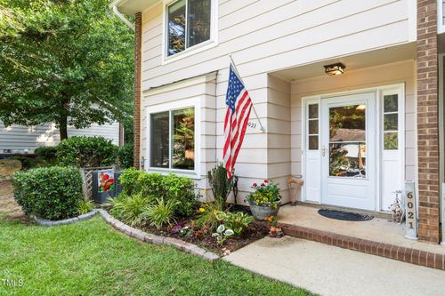 6021 Dixon Dr, Raleigh, NC, 27609-3603 | Card Image