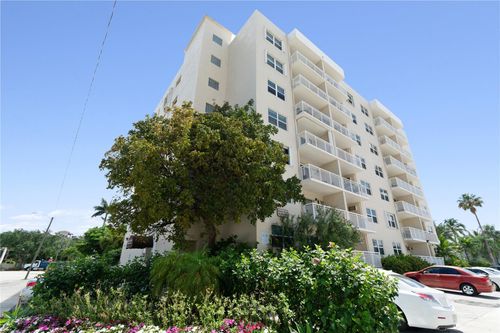 206-720 Orton Ave, Fort Lauderdale, FL, 33304-4069 | Card Image