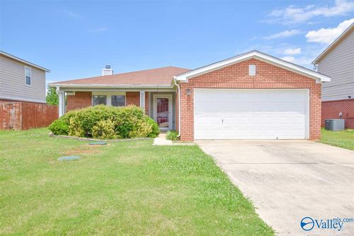 315 Jasmine Dr, Madison, AL, 35757-4601 | Card Image
