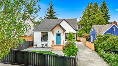 4725 37th Ave Sw, Seattle, WA, 98126-2721 | Card Image