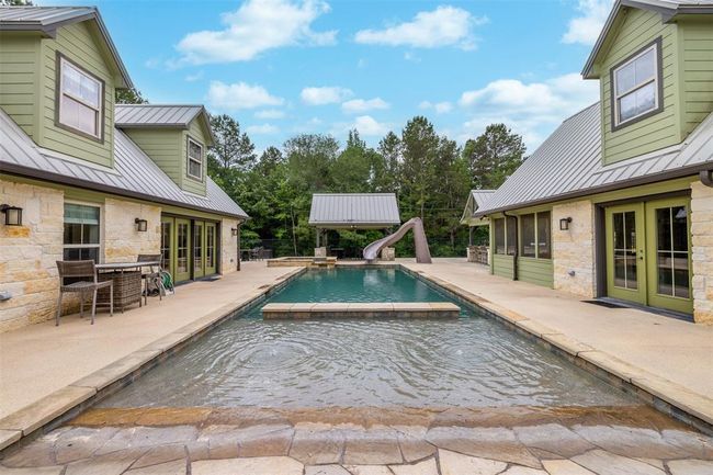 17042 State Highway 21 E, Home with 7 bedrooms, 9 bathrooms and 3 parking in Grapeland TX | Image 36
