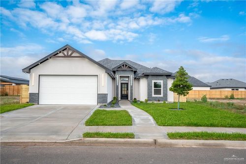 2305 Venice Dr, Edinburg, TX, 78542-8041 | Card Image