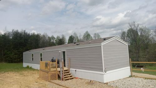 2788 S Mount Zion Church Rd, Pekin, IN, 47165-8110 | Card Image