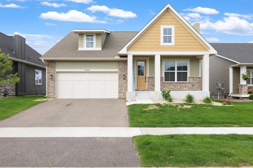 17989 Gresford Ln, Lakeville, MN, 55044-5044 | Card Image