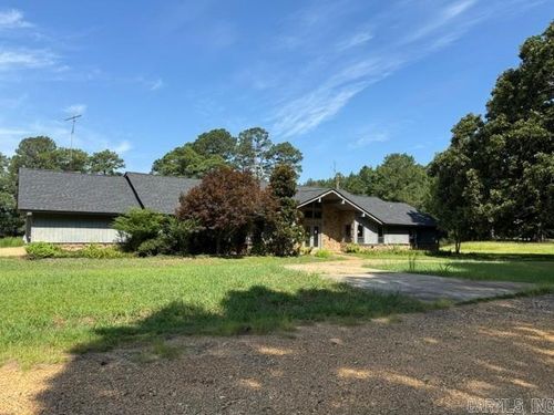 213 Ouachita Road 136, Stephens, AR, 71764-9198 | Card Image