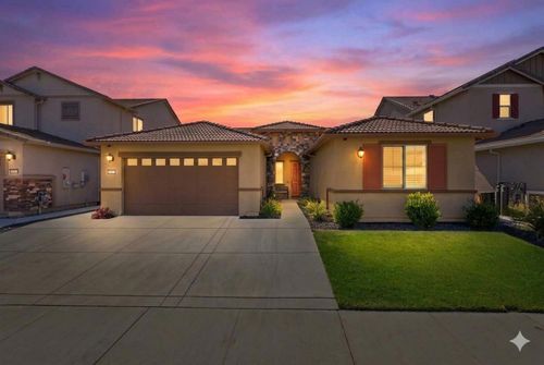 7953 Gander Way, Antelope, CA, 95843-6040 | Card Image