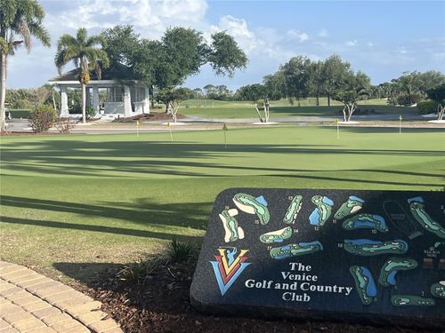 360 Cedarbrook Ct, VENICE, FL, 34292-4622 | Card Image