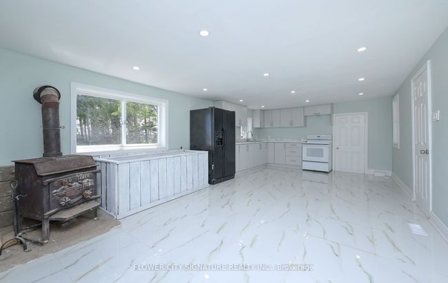 215274 10th Line, House other with 5 bedrooms, 3 bathrooms and 10 parking in Amaranth ON | Image 6