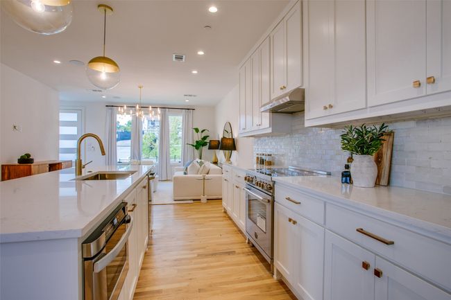 APT-504 - 7207 Gaston Ave, Condo with 2 bedrooms, 3 bathrooms and null parking in Dallas TX | Image 16