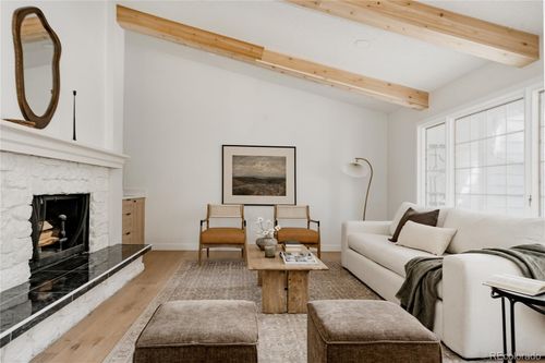 205-4675 S Yosemite St, Denver, CO, 80237-2517 | Card Image