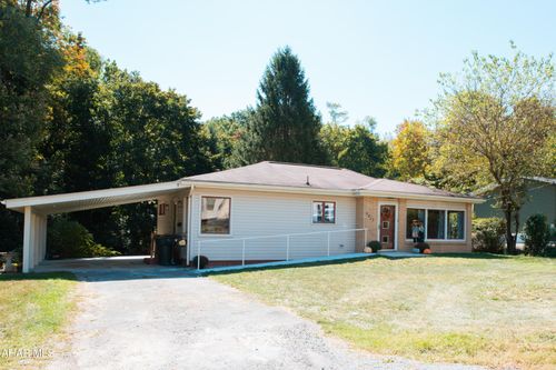 5813 Beale Ave, Altoona, PA, 16601-5102 | Card Image