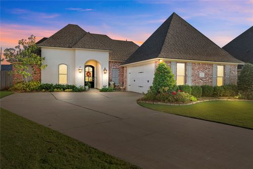 216 Roanoke Cir, Benton, LA, 71006-1200 | Card Image