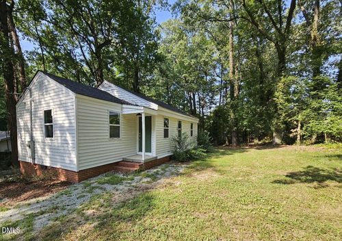 2506 Dominion St, Durham, NC, 27704-4546 | Card Image