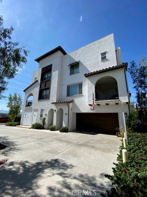 8432 Spirit St, Chino, CA, 91708-9440 | Card Image