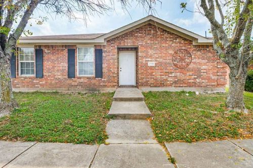 2118 Augusta St, Lancaster, TX, 75146-1291 | Card Image