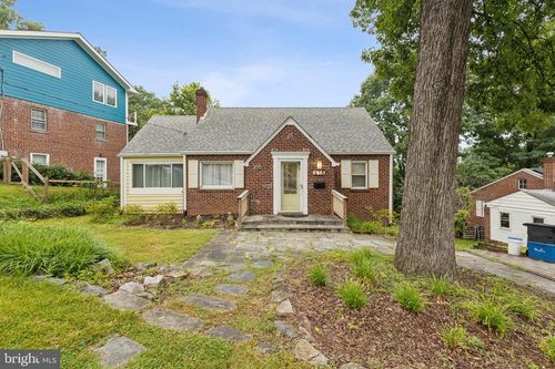 418 Boyd Ave, TAKOMA PARK, MD, 20912-5404 | Card Image