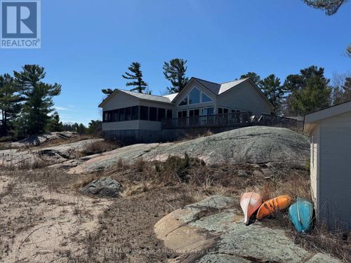 1 B844, The Archipelago (Archipelago North), ON, P0G1K0 | Card Image